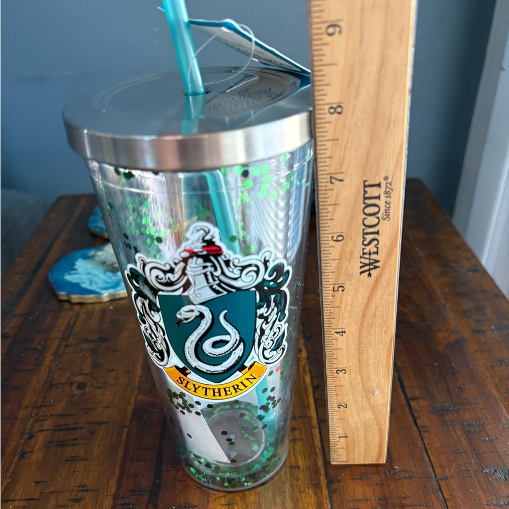 Slytherin Crest Tumbler with Straw - Picture 4 of 5